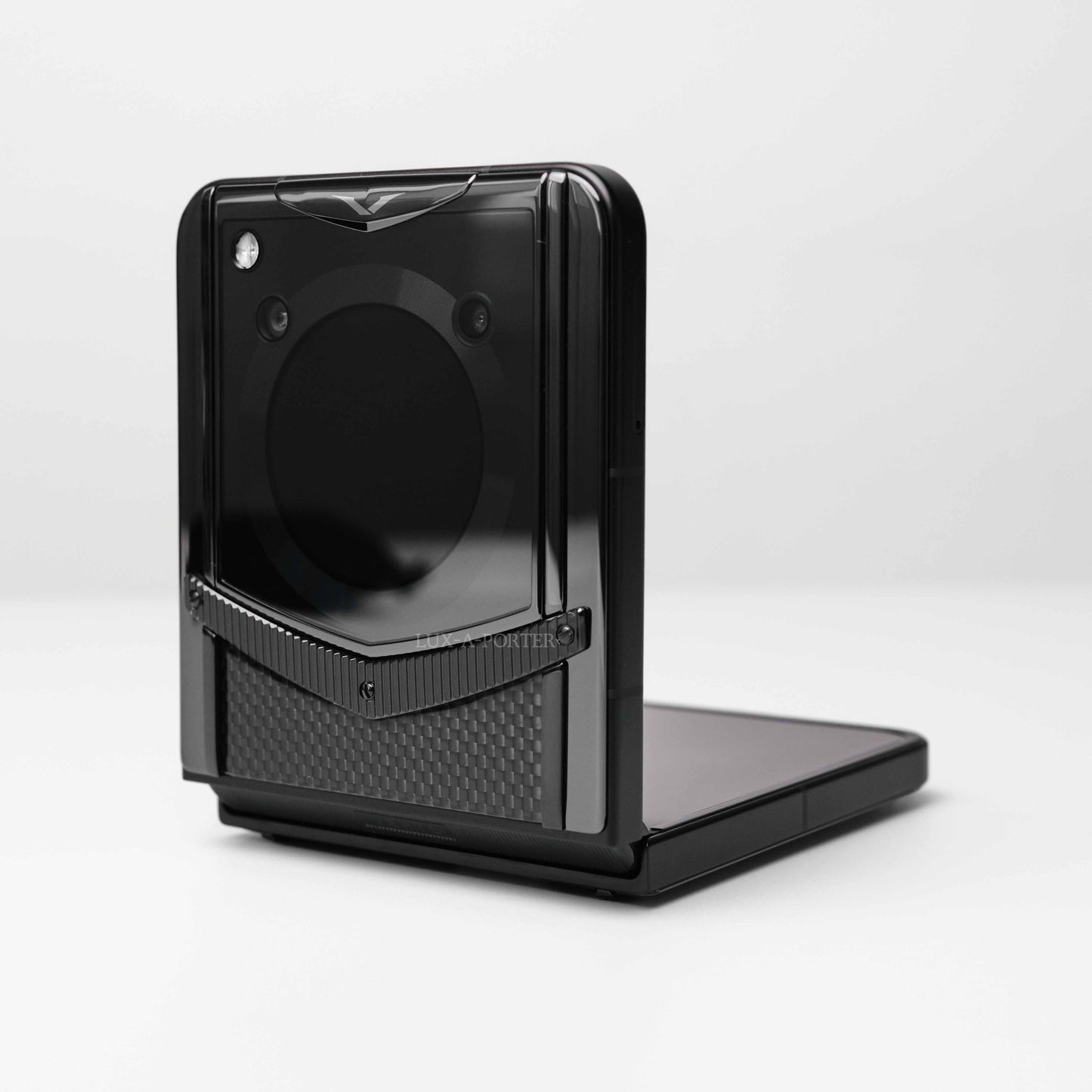 VERTU IRONFLIP PHONE CARBON TEXTURE TAFFETA